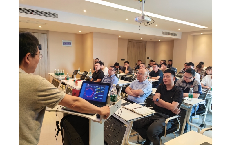 金源智能邀請(qǐng)防爆領(lǐng)域資深專家蒞臨指導(dǎo)工作并開展“粉塵防爆基礎(chǔ)知識(shí)及防范措施”專題培訓(xùn)